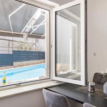 فيلة Luxury Villa, 40 Sqm Heated Private Pool, Gym, Seaview, 200m To Beach, 7 Bedrooms