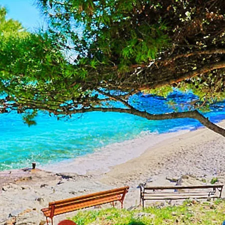 Luxury Villa, 40 Sqm Heated Private Pool, Gym, Seaview, 200m To Beach, 7 Bedrooms וילה