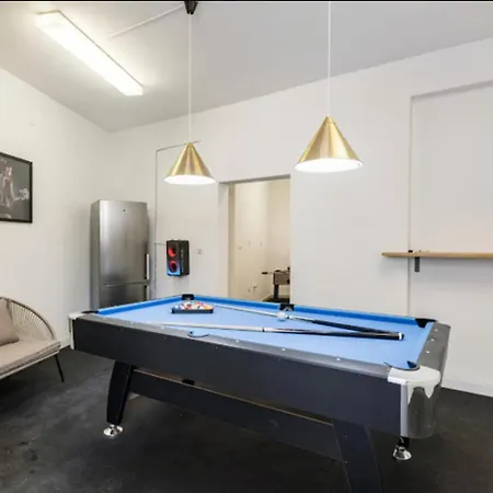 Luxury Villa, 40 Sqm Heated Private Pool, Gym, Seaview, 200m To Beach, 7 Bedrooms טרוגיר