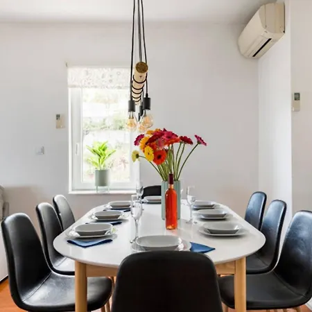 Luxury Villa, 40 Sqm Heated Private Pool, Gym, Seaview, 200m To Beach, 7 Bedrooms