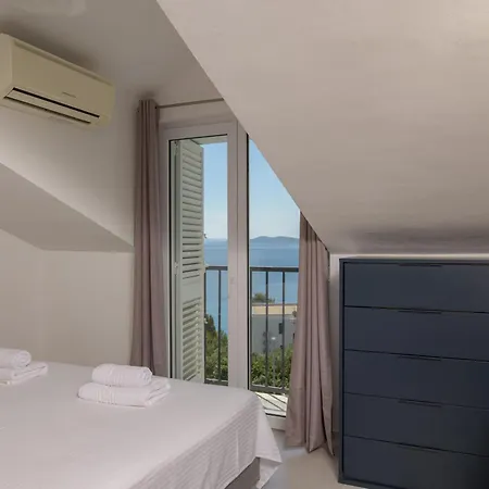 Luxury Villa, 40 Sqm Heated Private Pool, Gym, Seaview, 200m To Beach, 7 Bedrooms 别墅 *