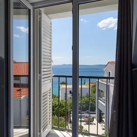Luxury Villa, 40 Sqm Heated Private Pool, Gym, Seaview, 200m To Beach, 7 Bedrooms 别墅 *