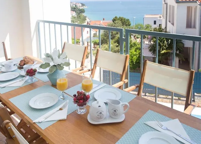 Luxury Villa, 40 Sqm Heated Private Pool, Gym, Seaview, 200m To Beach, 7 Bedrooms Villa