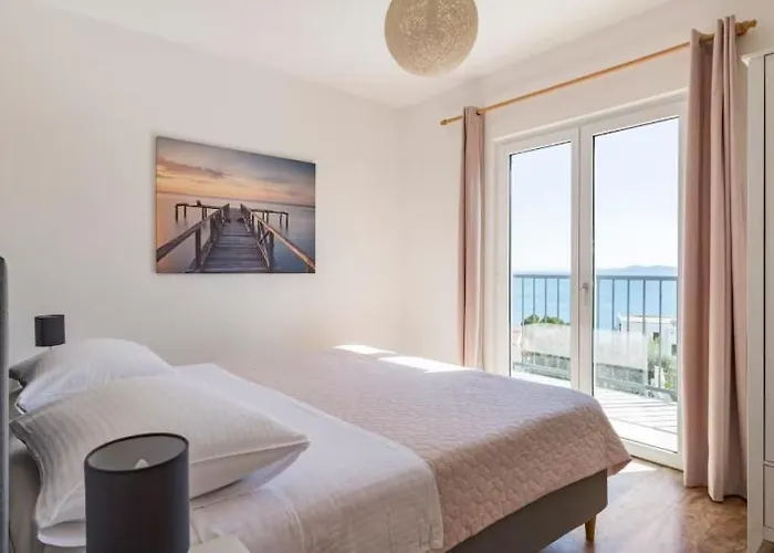 Villa Luxury Villa, 40 Sqm Heated Private Pool, Gym, Seaview, 200m To Beach, 7 Bedrooms