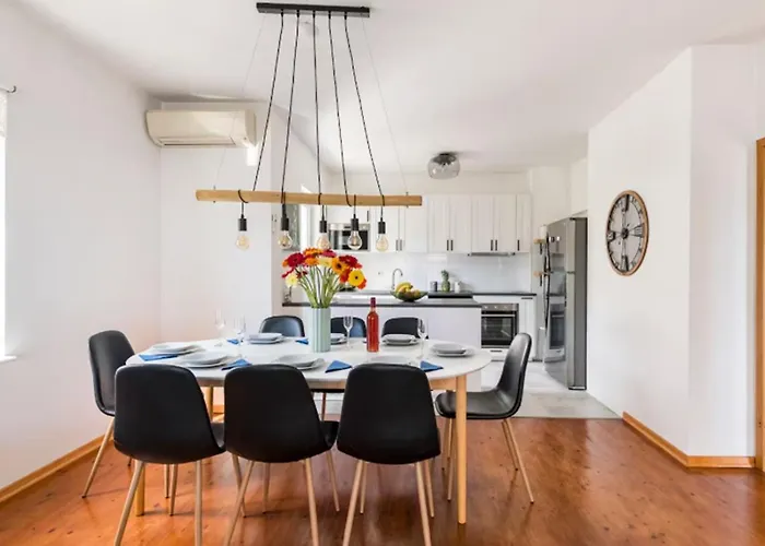 Luxury Villa, 40 Sqm Heated Private Pool, Gym, Seaview, 200m To Beach, 7 Bedrooms * Trogir