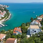 Luxury Villa, 40 Sqm Heated Private Pool, Gym, Seaview, 200m To Beach, 7 Bedrooms Villa *