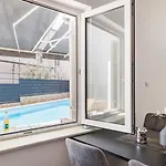 Villa Luxury Villa, 40 Sqm Heated Private Pool, Gym, Seaview, 200m To Beach, 7 Bedrooms